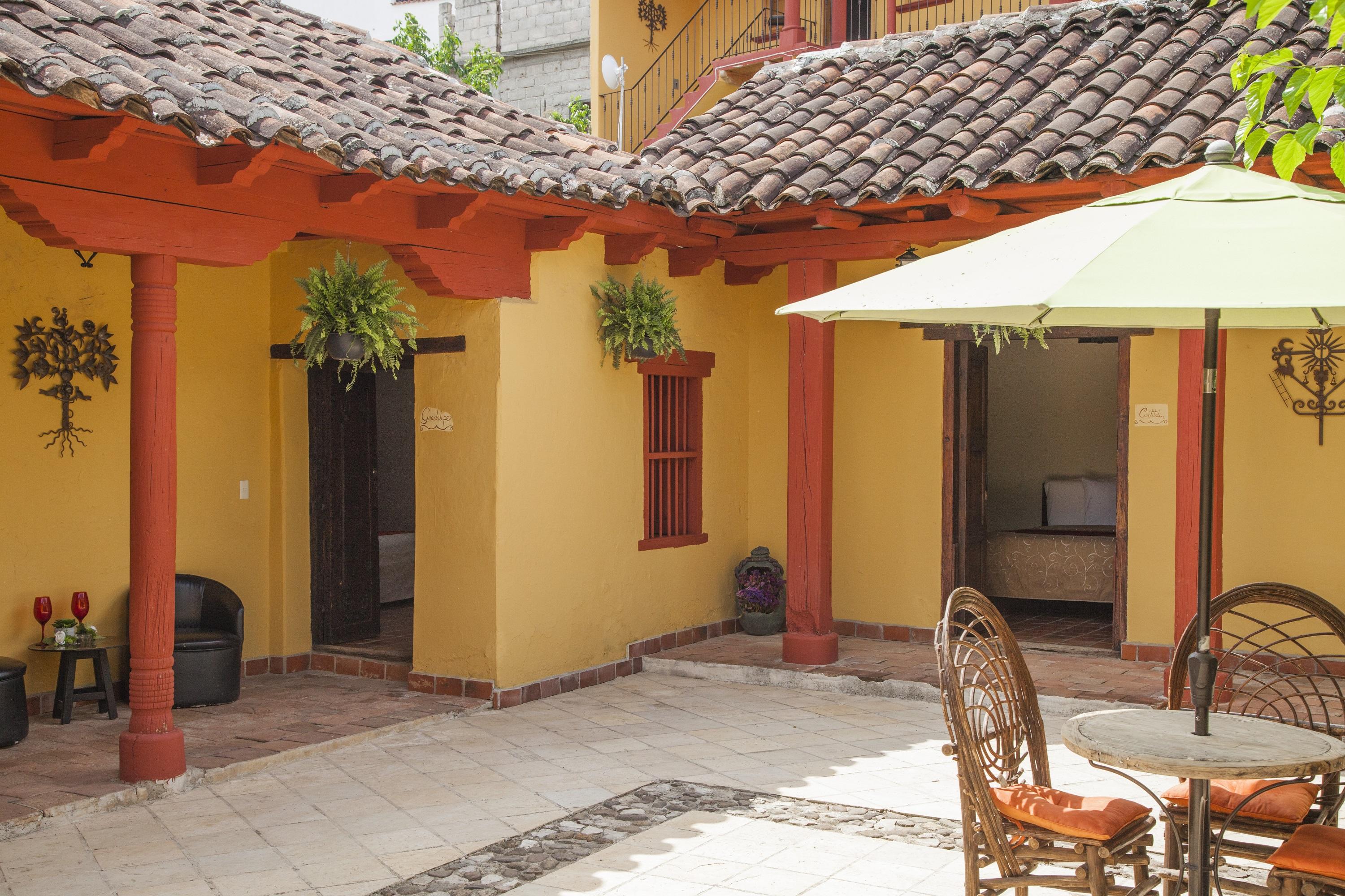 Hotel Adobe Y Teja San Cristóbal de Las Casas Exteriör bild