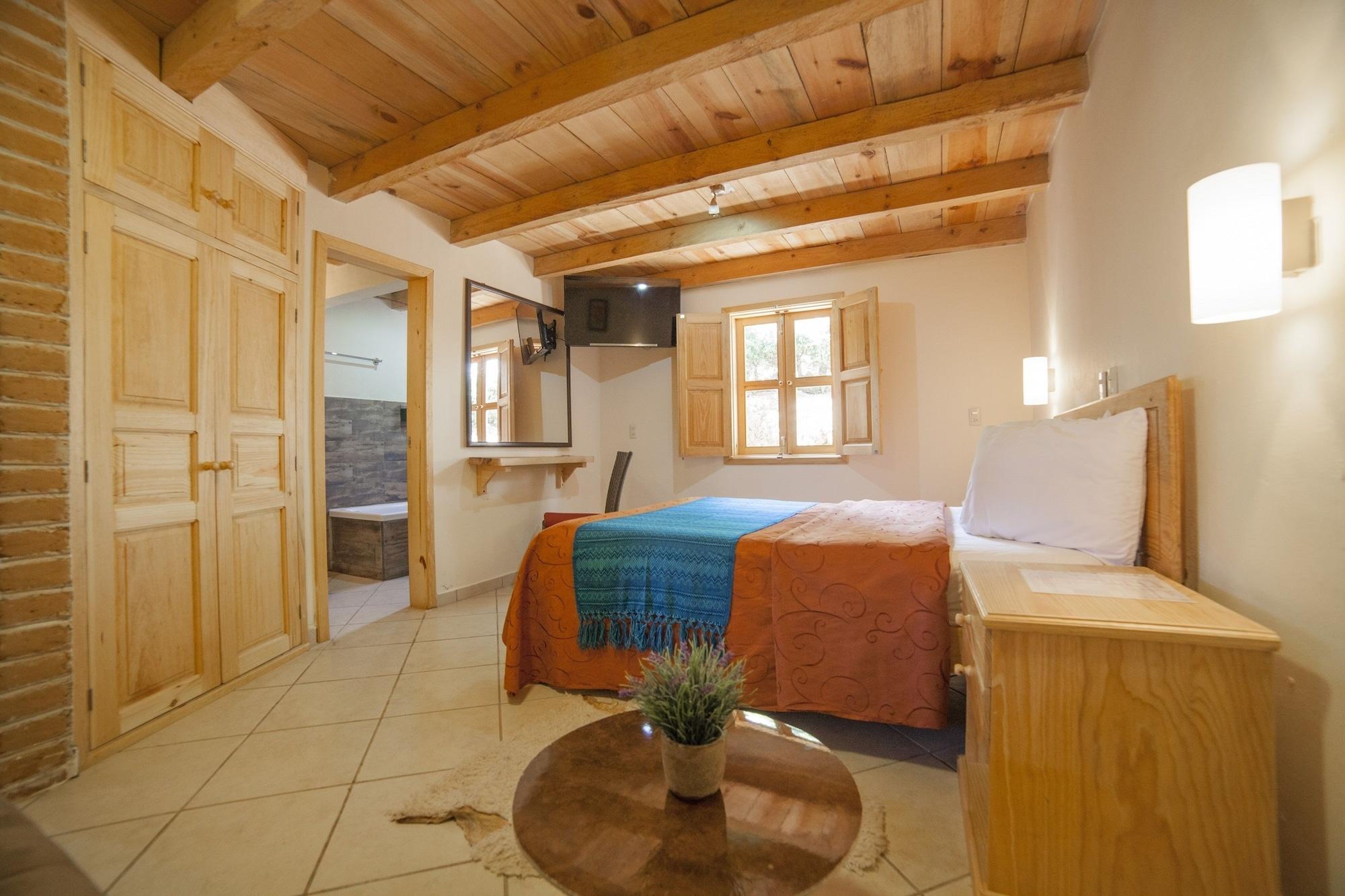 Hotel Adobe Y Teja San Cristóbal de Las Casas Exteriör bild